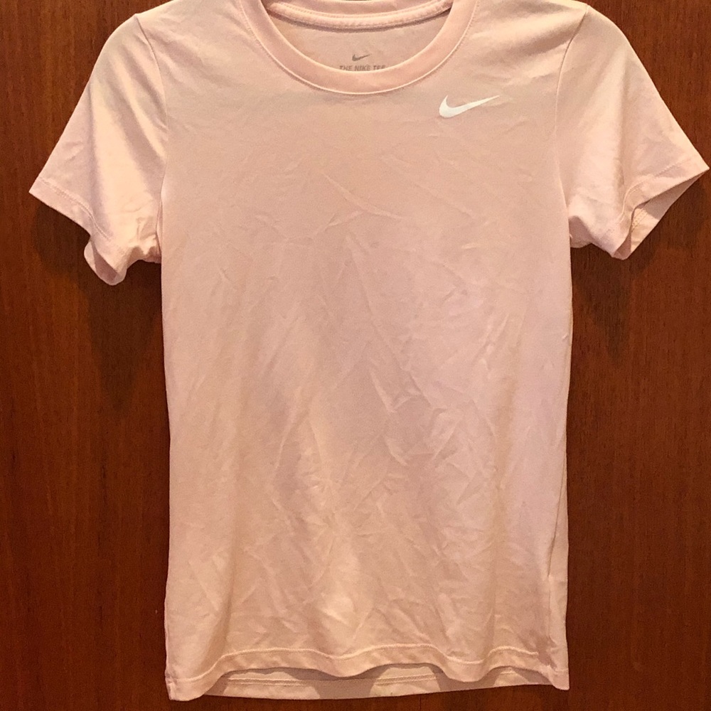 pink shirt